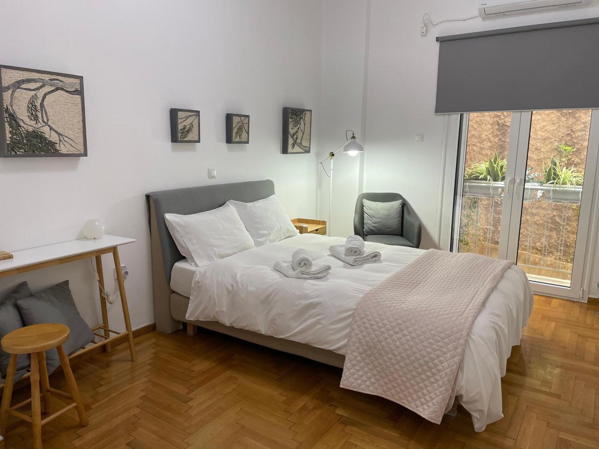 Mosaic Art Apartment In Plaka Афины Экстерьер фото